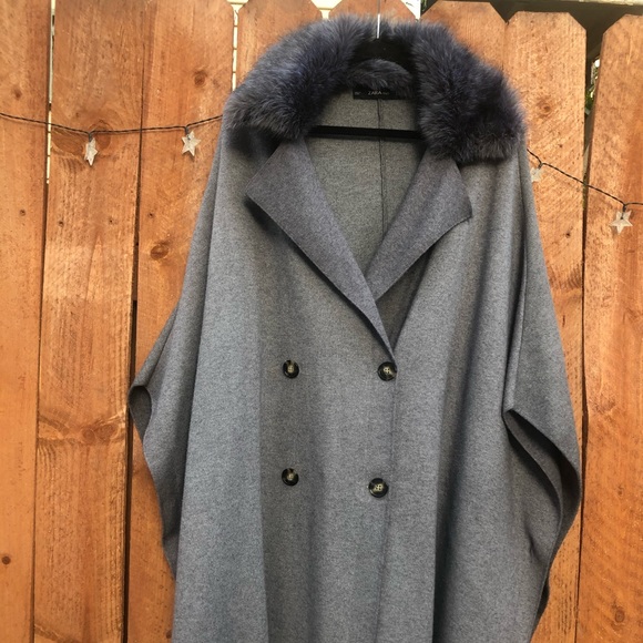 Zara Knit Cape Poncho Faux Fur Collar SMALL - Picture 9 of 13